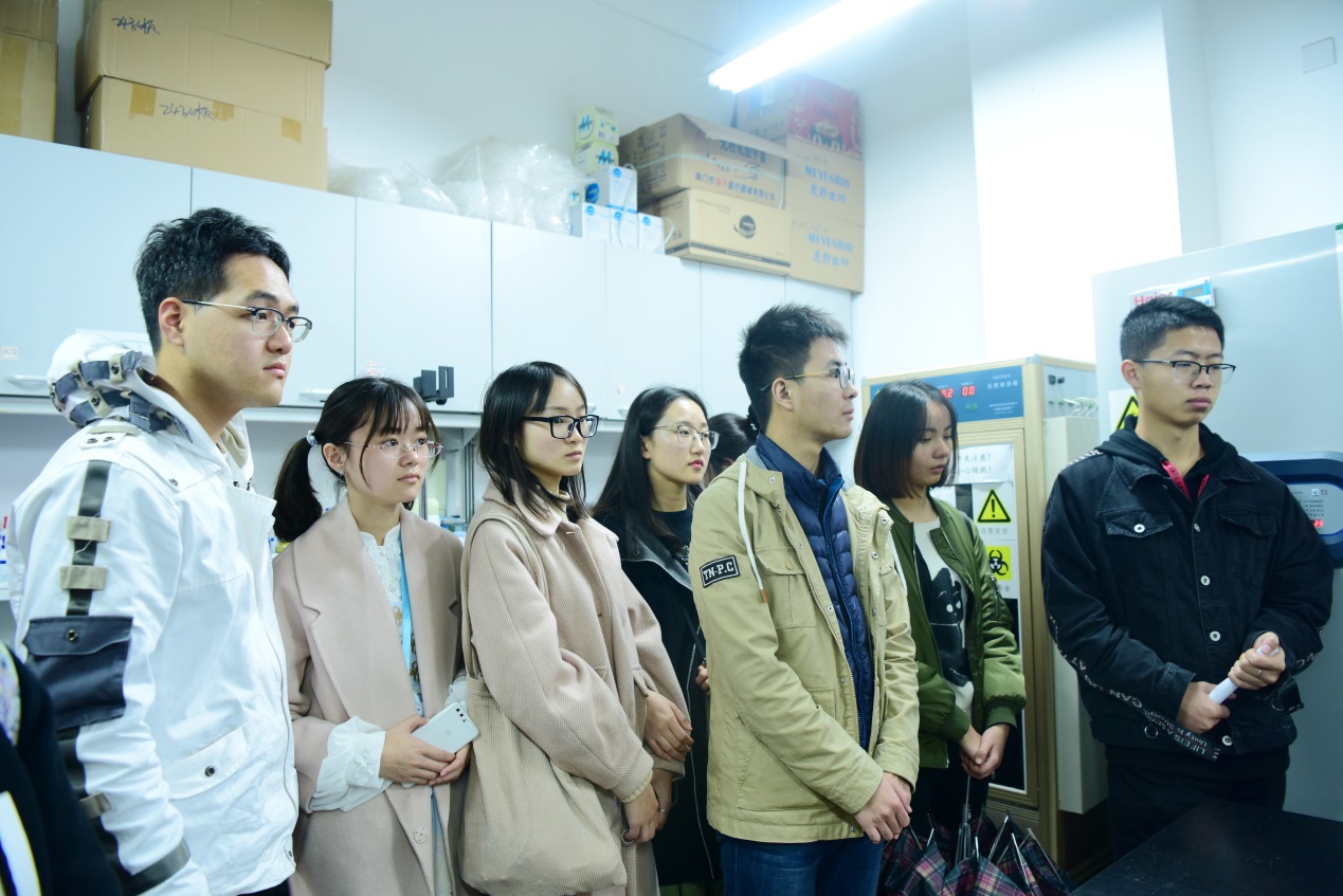 5221132fa05bdd2d9e07cd23843376e4.jpg 5221132fa05bdd2d9e07cd23843376e4.jpg