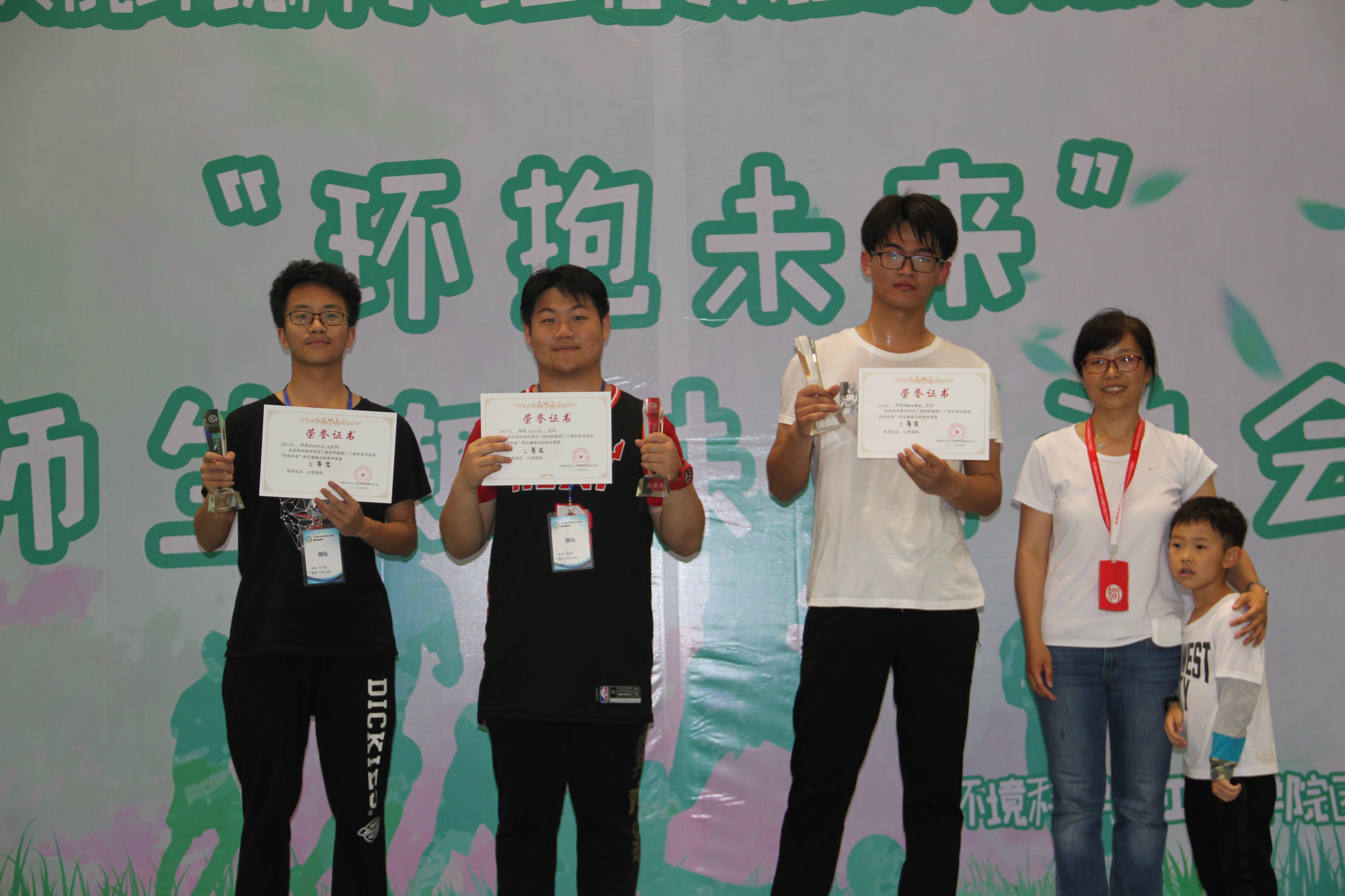 05bf1ae0786f528780a0ec9ba246ad35.jpg 05bf1ae0786f528780a0ec9ba246ad35.jpg